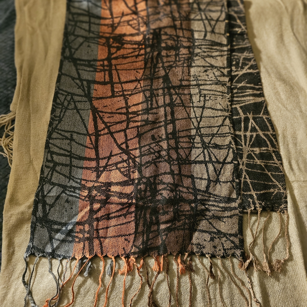 NWOT Cashmere Silk Blend Abstract Patterned Scarf